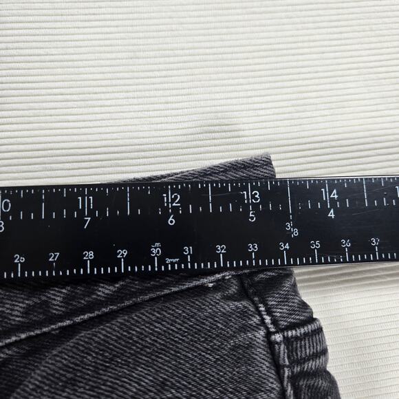 Levi's Premium High Loose Taper Fit Denim Jeans in Lose Control Women's Size 25‎ - Picture 3 of 8